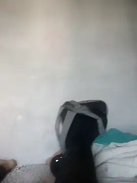 Snapshot of Juliano69xv chatting on March 10, 2025, 1:43 pm Juliano69xv online show from March 10, 2025, 1:43 pm