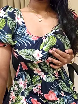 Snapshot of Tanisha789 chatting on October 9, 2025, 10:10 pm Tanisha789 online show from October 9, 2025, 10:10 pm