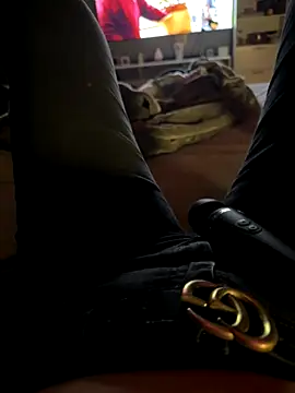 Snapshot of Ana-05 chatting on September 8, 2025, 7:57 pm Ana-05 online show from September 8, 2025, 7:57 pm