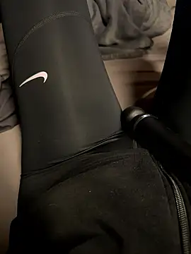 Snapshot of Ana-05 chatting on January 15, 2026, 8:12 pm Ana-05 online show from January 15, 2026, 8:12 pm