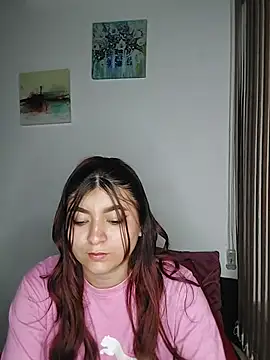 Snapshot of carolayrosse chatting on November 24, 2025, 5:07 am carolayrosse online show from November 24, 2025, 5:07 am