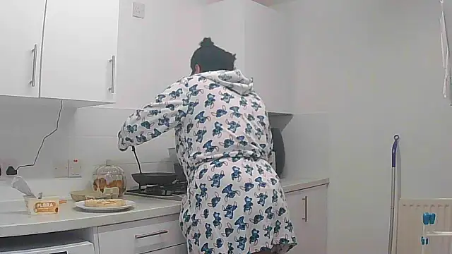 Snapshot of vanilla_chocolate23 chatting on November 12, 2025, 9:35 am vanilla chocolate23 online show from November 12, 2025, 9:35 am