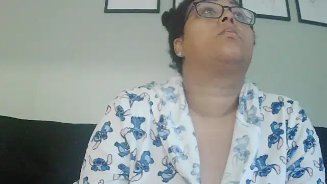 Snapshot of vanilla_chocolate23 chatting on November 10, 2025, 8:52 am vanilla chocolate23 online show from November 10, 2025, 8:52 am