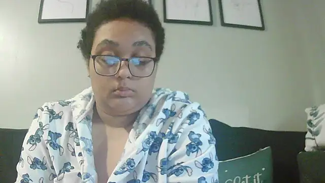 Snapshot of vanilla_chocolate23 chatting on December 3, 2025, 8:47 am vanilla chocolate23 online show from December 3, 2025, 8:47 am