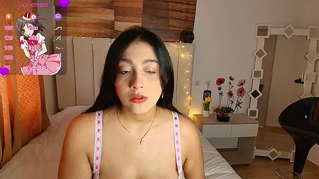 Snapshot of Alyssapark chatting on June 17, 2026, 6:51 pm Alyssapark online show from June 17, 2026, 6:51 pm