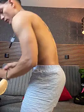 Snapshot of _EUFRATES_ chatting on September 11, 2025, 5:02 pm EUFRATES online show from September 11, 2025, 5:02 pm