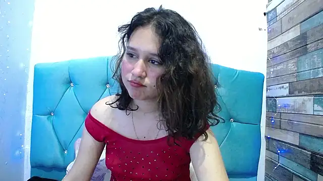 Snapshot of Valery_Collins18 chatting on December 6, 2024, 10:46 pm Valery Collins18 online show from December 6, 2024, 10:46 pm