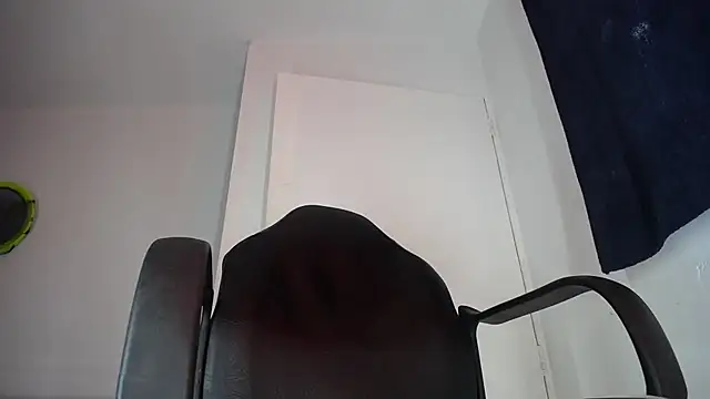 Snapshot of GilberMxx chatting on January 26, 2025, 5:02 pm GilberMxx online show from January 26, 2025, 5:02 pm