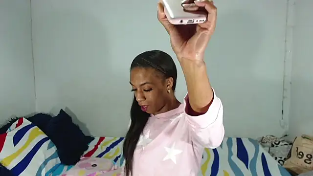 Snapshot of JessicaEbony chatting on September 20, 2025, 1:10 am JessicaEbony online show from September 20, 2025, 1:10 am