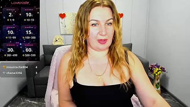 Snapshot of Lili_Crossi chatting on February 17, 2025, 9:46 am Lili Crossi online show from February 17, 2025, 9:46 am