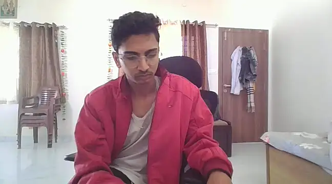 Snapshot of Prikrishi2024 chatting on January 8, 2025, 6:20 am Prikrishi2024 online show from January 8, 2025, 6:20 am