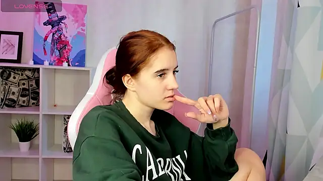 Snapshot of Tonya_Gray chatting on January 6, 2025, 5:08 am Tonya Gray online show from January 6, 2025, 5:08 am