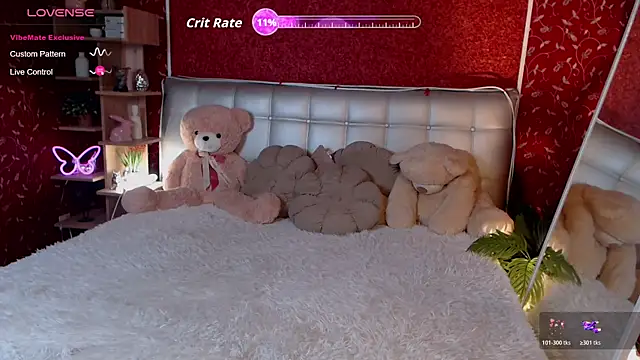 AuroraAksnesss online show from April 18, 2026, 7:07 pm