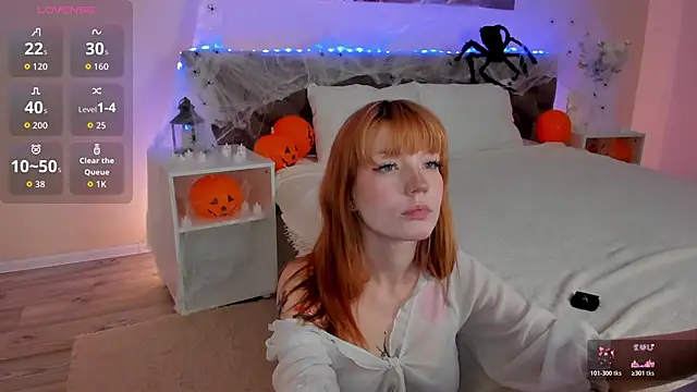 Snapshot of Linablueeyed chatting on November 1, 2025, 9:25 am Linablueeyed online show from November 1, 2025, 9:25 am