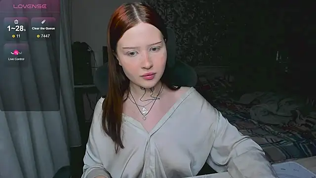 Snapshot of kate8ketee8 chatting on December 15, 2025, 4:57 pm kate8ketee8 online show from December 15, 2025, 4:57 pm