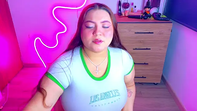 Rebeca charme21 online show from September 9, 2025, 8:24 am