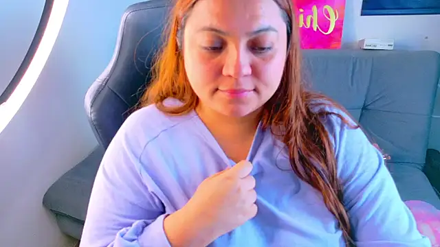 Rebeca charme21 online show from May 10, 2026, 2:52 pm