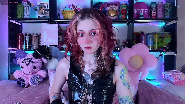 Snapshot of _Devill_Baby chatting on June 29, 2026, 8:08 pm Devill Baby online show from June 29, 2026, 8:08 pm