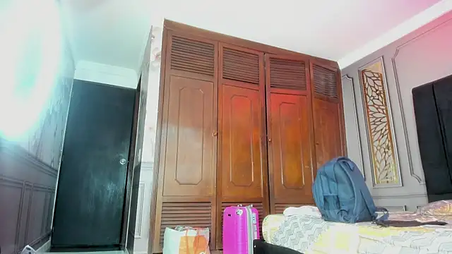 Snapshot of mature_bigass__ chatting on March 19, 2025, 8:54 pm mature bigass online show from March 19, 2025, 8:54 pm