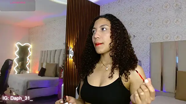 Snapshot of Daphnne_tay chatting on November 7, 2025, 3:22 am Daphnne tay online show from November 7, 2025, 3:22 am