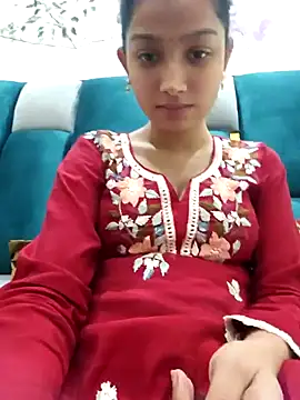 Snapshot of Aleena_Rai chatting on February 3, 2025, 6:49 pm Aleena Rai online show from February 3, 2025, 6:49 pm