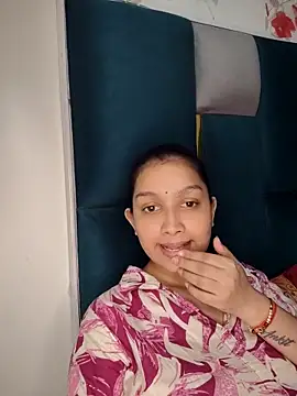 Snapshot of Aleena_Rai chatting on September 14, 2025, 4:07 pm Aleena Rai online show from September 14, 2025, 4:07 pm