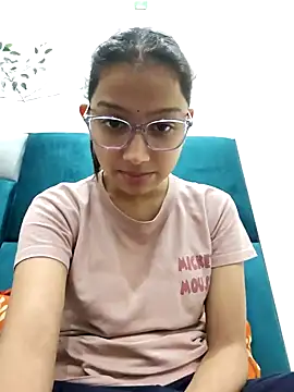 Snapshot of Aleena_Rai chatting on December 26, 2024, 6:54 pm Aleena Rai online show from December 26, 2024, 6:54 pm