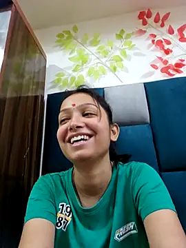 Snapshot of Aleena_Rai chatting on March 22, 2025, 5:20 pm Aleena Rai online show from March 22, 2025, 5:20 pm