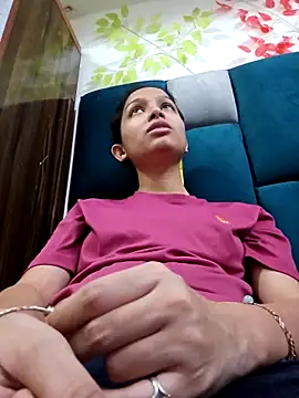 Snapshot of Aleena_Rai chatting on March 12, 2025, 7:47 pm Aleena Rai online show from March 12, 2025, 7:47 pm