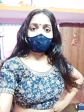 Snapshot of Cute-Simmi chatting on January 6, 2025, 3:40 pm Cute-Simmi online show from January 6, 2025, 3:40 pm