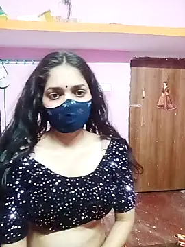 Snapshot of Cute-Simmi chatting on January 7, 2025, 6:56 pm Cute-Simmi online show from January 7, 2025, 6:56 pm