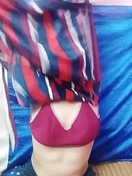 Snapshot of Cute-Simmi chatting on February 2, 2025, 7:09 am Cute-Simmi online show from February 2, 2025, 7:09 am