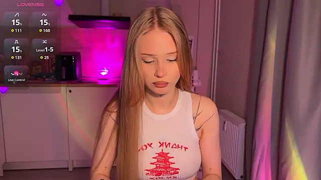 lisa barbie online show from February 28, 2026, 7:46 pm