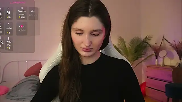 Snapshot of tender_babyy chatting on March 11, 2025, 11:12 am tender babyy online show from March 11, 2025, 11:12 am