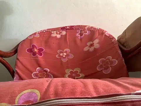 Snapshot of Jason75 chatting on December 10, 2024, 3:44 pm Jason75 online show from December 10, 2024, 3:44 pm