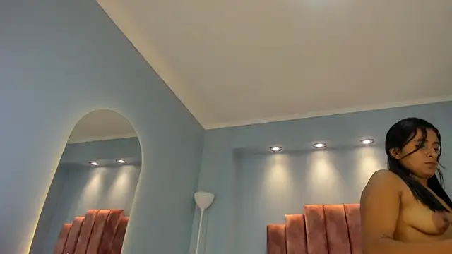 Snapshot of lou_rosse_ chatting on November 14, 2025, 9:40 pm lou rosse online show from November 14, 2025, 9:40 pm