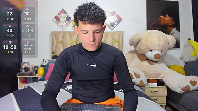 Snapshot of patrick_sanzz chatting on February 2, 2026, 10:20 pm patrick sanzz online show from February 2, 2026, 10:20 pm