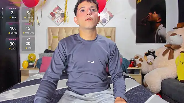 Snapshot of patrick_sanzz chatting on February 13, 2026, 9:26 pm patrick sanzz online show from February 13, 2026, 9:26 pm