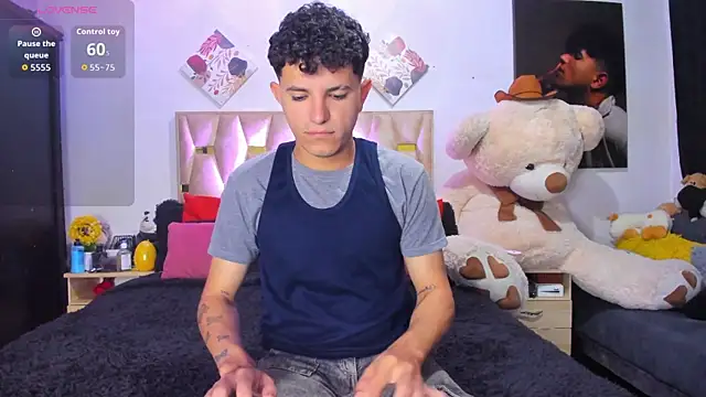 Snapshot of patrick_sanzz chatting on December 4, 2025, 9:30 am patrick sanzz online show from December 4, 2025, 9:30 am