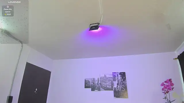 Snapshot of Amy_Kiitty_ chatting on January 14, 2026, 12:53 pm Amy Kiitty online show from January 14, 2026, 12:53 pm