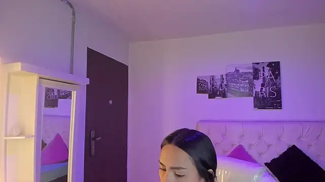 Amy Kiitty  online show from March 26, 2026, 1:09 pm