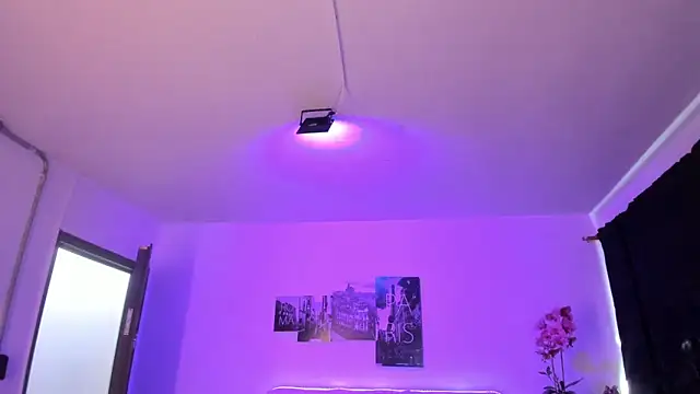 Snapshot of Amy_Kiitty_ chatting on December 19, 2025, 12:51 pm Amy Kiitty online show from December 19, 2025, 12:51 pm