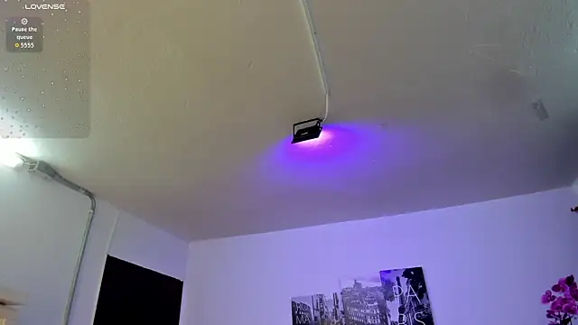 Snapshot of Amy_Kiitty_ chatting on January 10, 2026, 12:44 pm Amy Kiitty online show from January 10, 2026, 12:44 pm