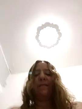 Iivana 19 online show from February 26, 2026, 6:19 pm