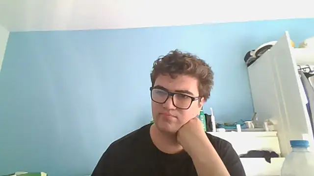 Snapshot of sorolla12 chatting on December 15, 2025, 12:22 pm sorolla12 online show from December 15, 2025, 12:22 pm