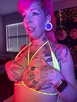 GoldieBakeman online show from March 3, 2025, 12:01 am