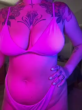 GoldieBakeman online show from October 10, 2025, 4:41 pm