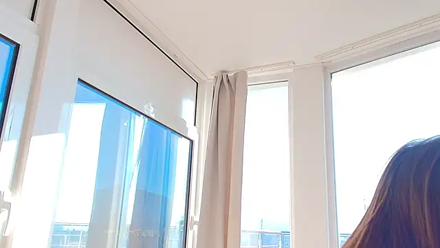 Lorennameliyy online show from March 8, 2026, 7:11 am