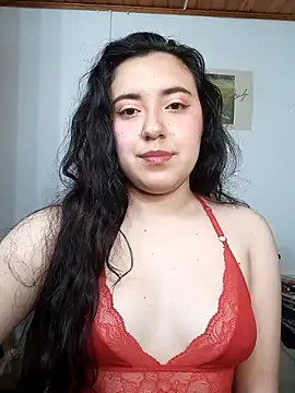 Snapshot of Emi_chik chatting on November 26, 2025, 10:48 am Emi chik online show from November 26, 2025, 10:48 am