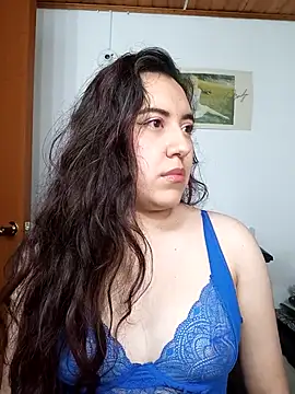 Snapshot of Emi_chik chatting on October 25, 2025, 11:09 am Emi chik online show from October 25, 2025, 11:09 am